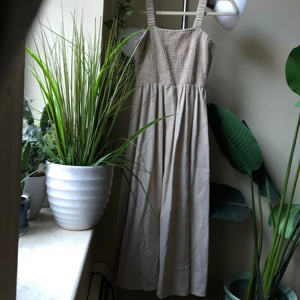 Moon River beige linen blend Maxi dress - Picture 7 of 8